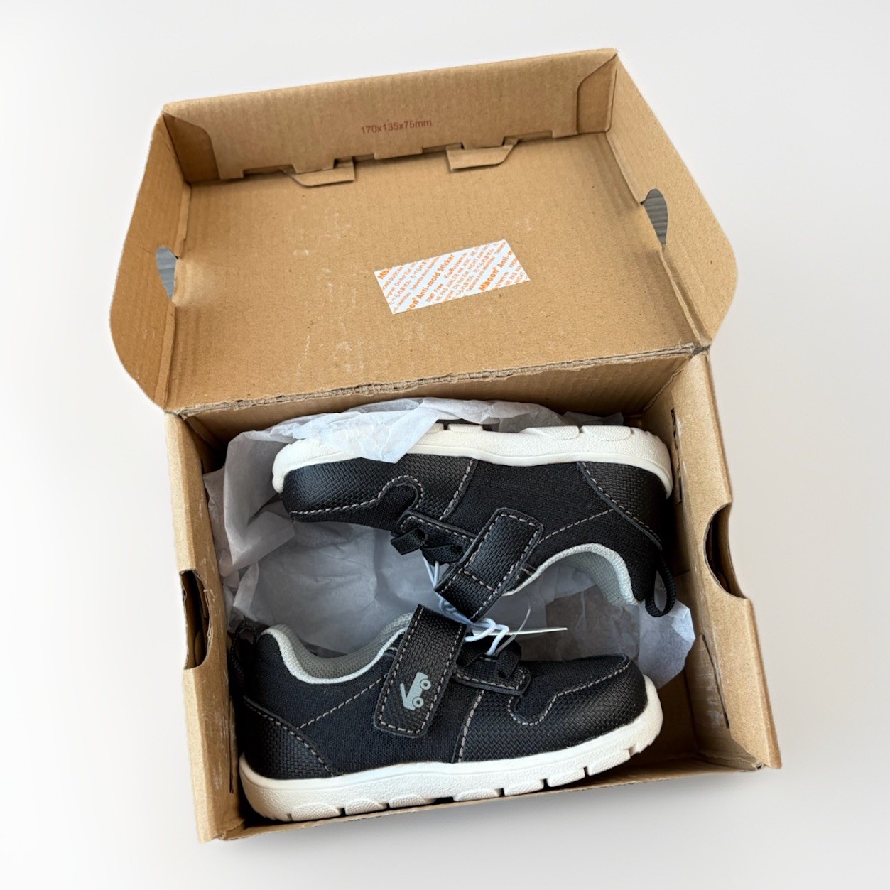 See Kai Run Basics Toddler Mesh Training Shoes Size 5 Tenny Sneakers