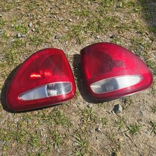 2005 Dodge Grand Caravan Left Right Tail Light Lamp Pair 68241335aa 68241334aa 2005 Dodge Grand Caravan Left Right Tail Light Lamp Pair 68241335aa 68241334aa