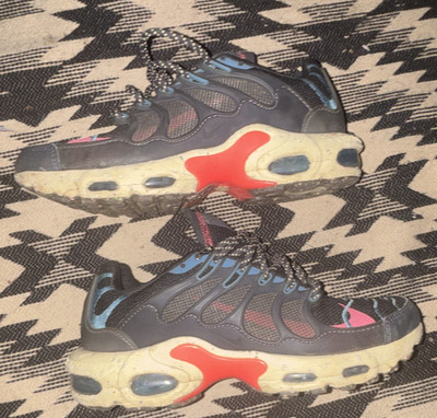 Nike Air Max Terrascape Plus Herren Sneaker EU 41 Schwarz/Blau/Rot DQ3977-003