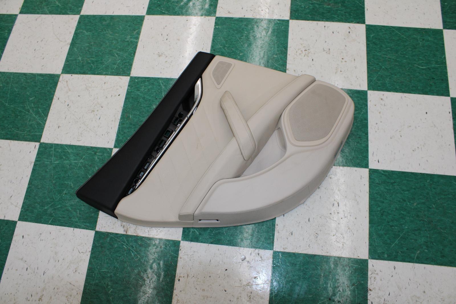 Maserati Ghibli 2014-2021 Rear Left Side panel Tan