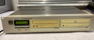 TASCAM CD-D4000