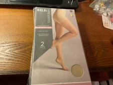 Silk Impressions  Medium Support Sheer    30 Denier    Beige.. 2-pack sealed XXL