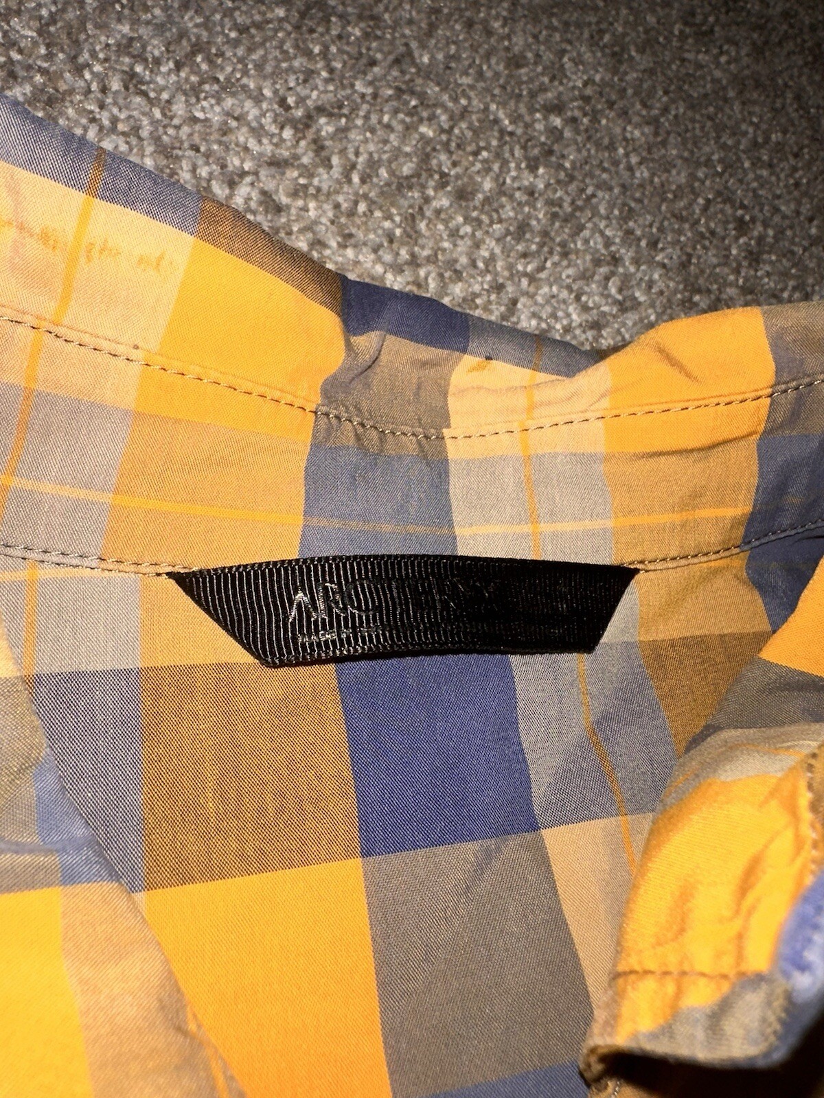 ARC'TERYX arcteryx camicia con bottoni media manica corta