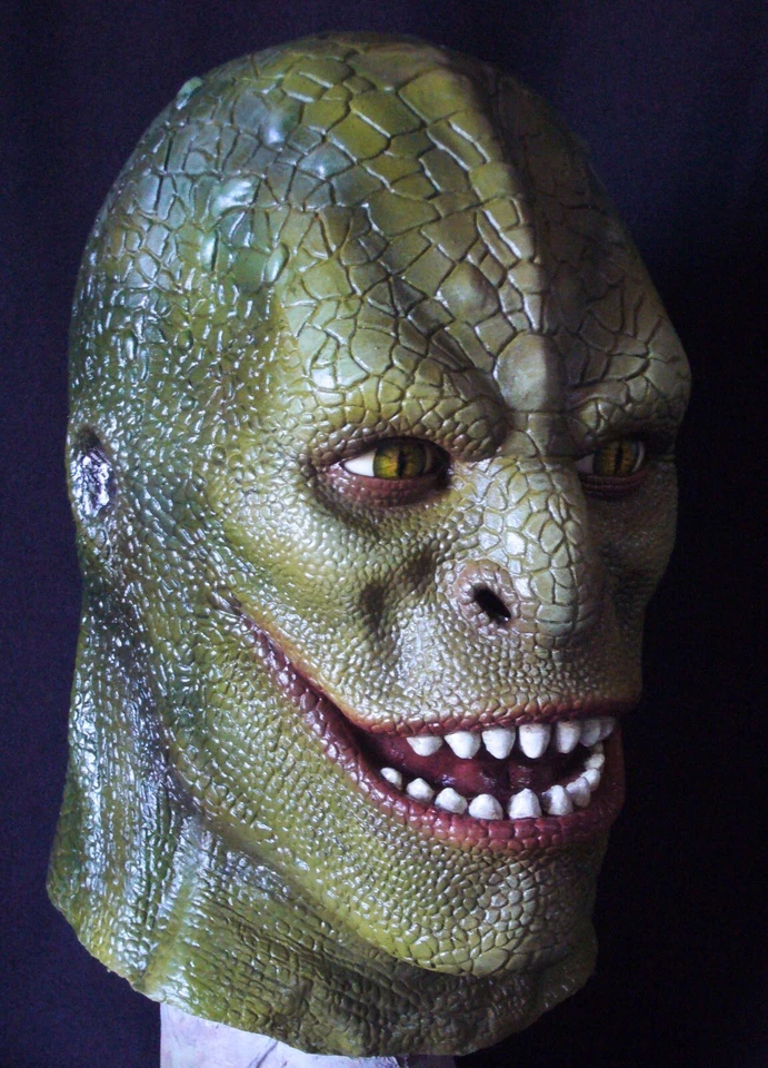 Lizard latex Mask, Villain Man Spider Curtis, Cosplay, Halloween - Image 2 of 4