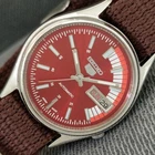 VINTAGE SEIKO 5 AUTOMATIC 7009A JAPAN MENS RED COLOR DIAL WATCH a2507-U