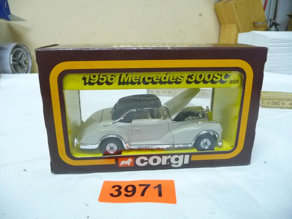 3971. Corgi 1956 Mercedes 300SC Model 805 in OVP - Bild 2 von 3