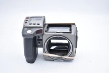 Hasselblad H1 Film Autofocus Medium Format Camera Body, Gray (Parts/Repair)
