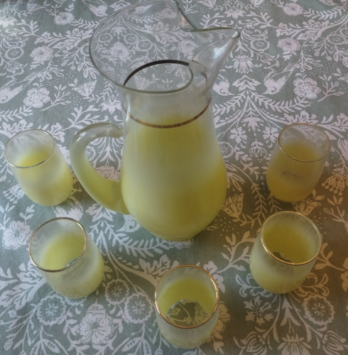 MCM Blendo Frosted Glass Pitcher & 5 Tumblers Juice Glasses Yellow w Gold Trim - Picture 6 of 7