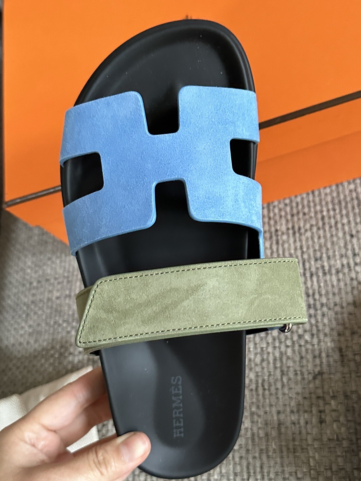 Size 40EU NIB HERMÈS Bleu Cameo / Vert Céladon Women’s Chypre Sandals thumbnail 8