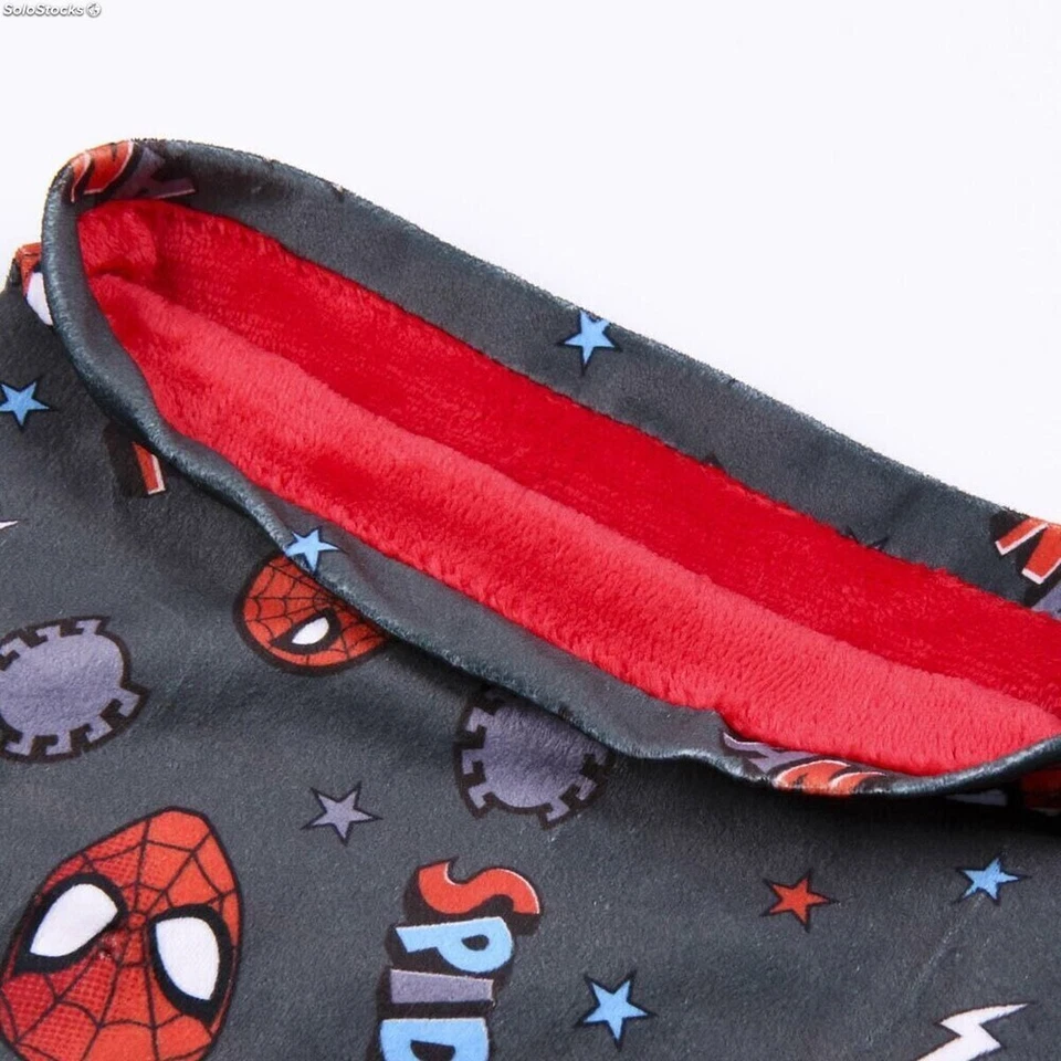 Capa De Spiderman Marvel De 3 A 7 Años Con Gorro Pompon Y Guantes De Invierno - Imagen 4 de 4