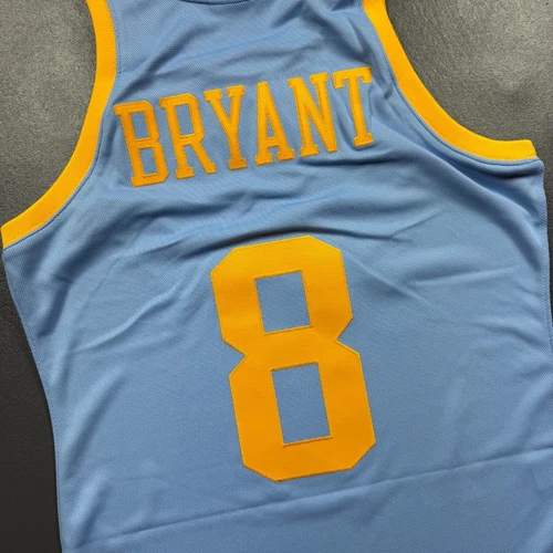 100% Authentic Kobe Bryant Mitchell Ness 01 02 MPLS Lakers Jersey Size 40 M image 6