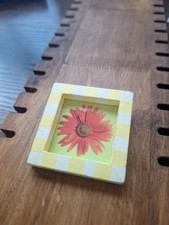 Hallmark PIN Vintage SUNFLOWER Shadow Box Picture Frame Brooch Collectors 