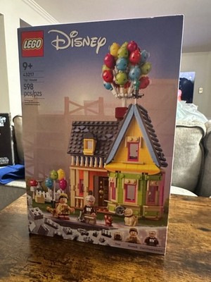 Lego 43217 Disney Pixar  Up  House - NEW IN HAND READY TO SHIP!