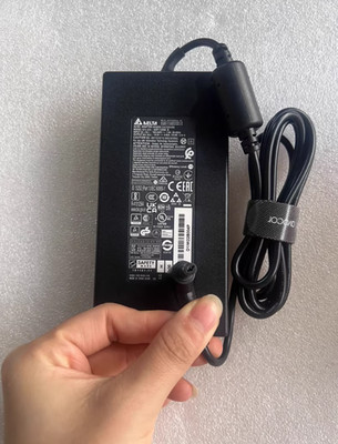Delta ADP-135NB B 5.5*1.7mm 19.5V 6.92A 135W Netzteil-Adapter-Ladegerät