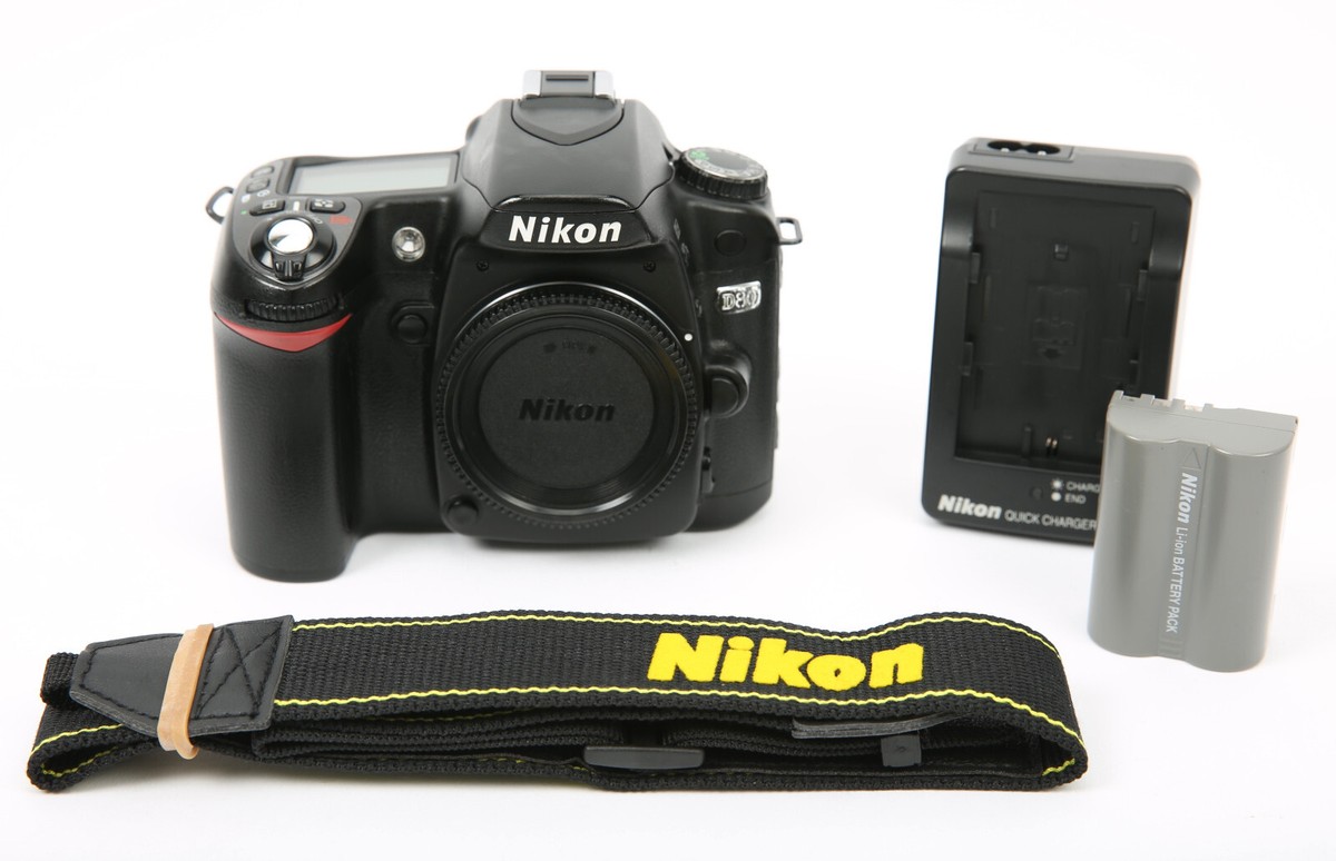 Nikon D80 Digital SLR Camera (Body Only, Black) MP, 48780 Shutter Count