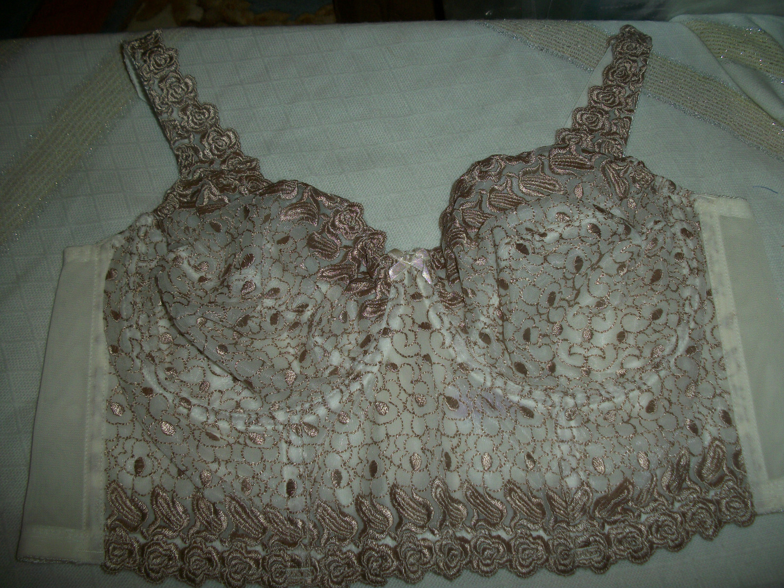 Picture 1 of 6