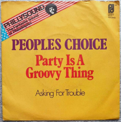 7''  PEOPLES CHOICE - PARTY IS A GROOVY THING  **  D 1975  * * * *    EX / EX