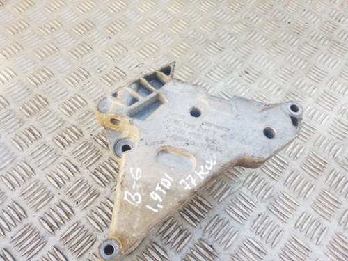 Volkswagen PASSAT B6 2006 Diesel 77kW Halterung Lager Motor 03G199207 VAL244018