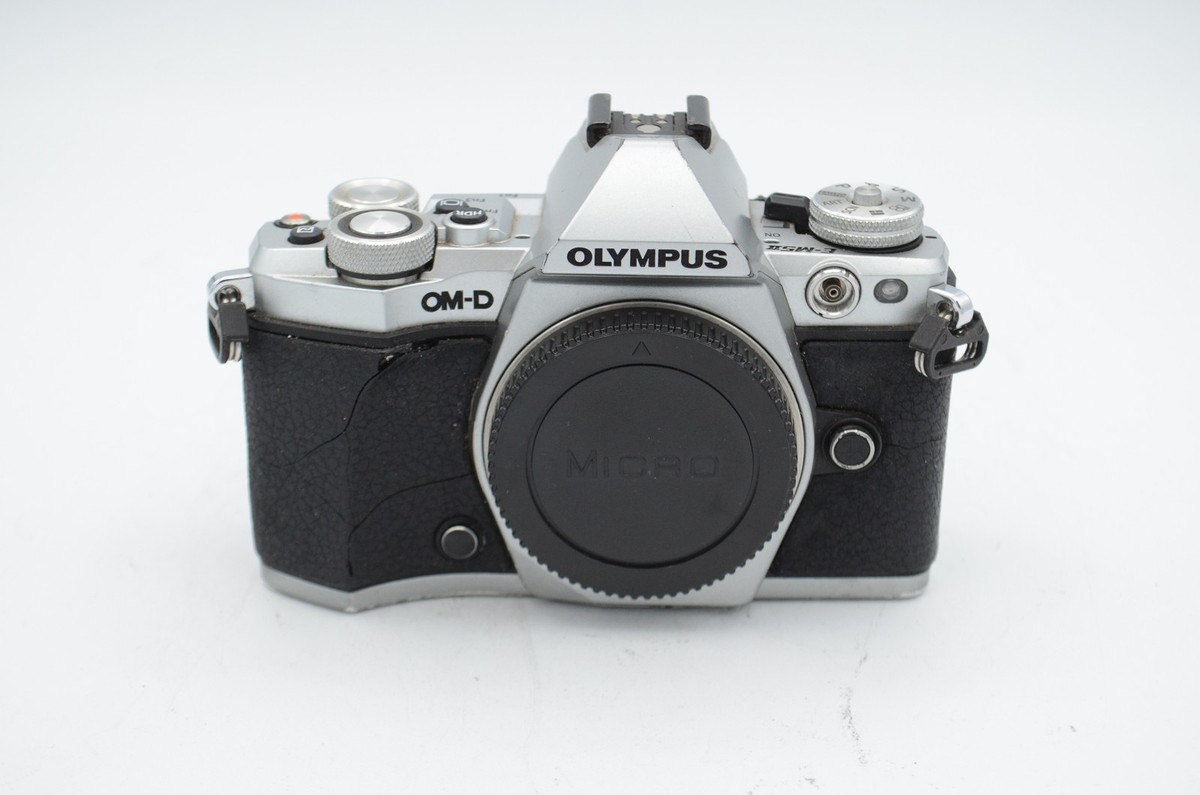 Olympus OM-D E-M5 Mark II Mirrorless MFT Camera Body {16.1MP