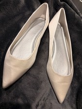 Bridal shoe - ivory, flat, satin finish, plain design