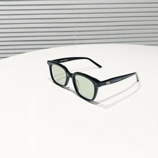 Gentle Monster Model DAYS DAY Sunglasses Size 53  22-147