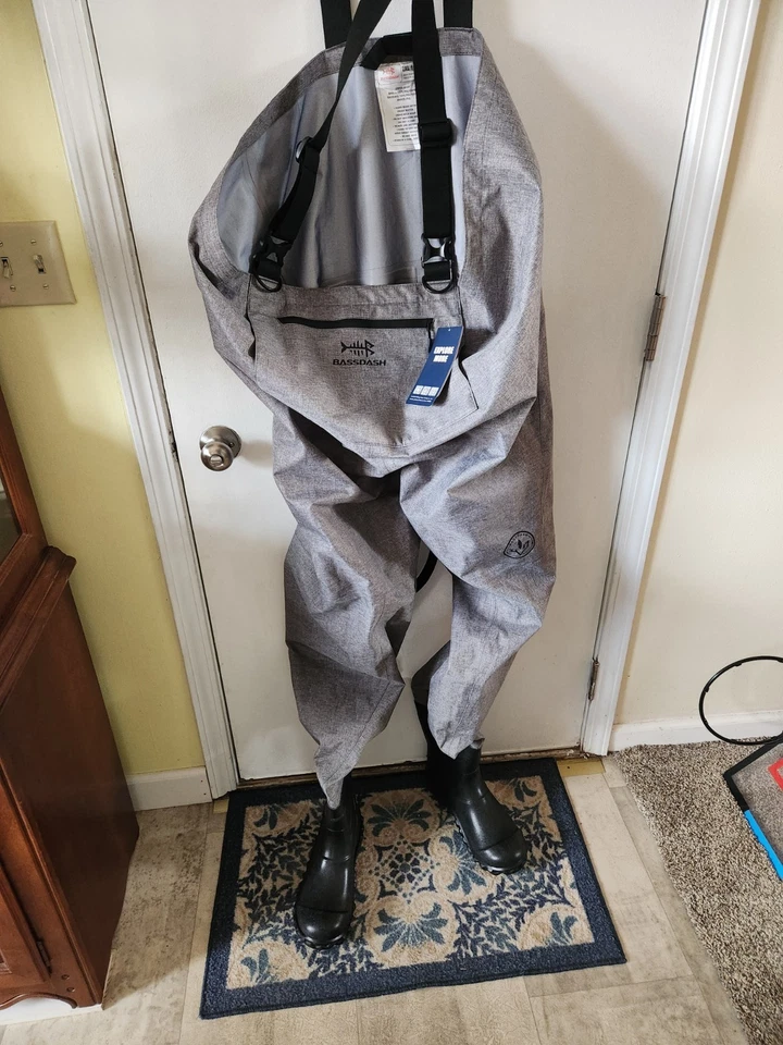 BassDash Upper Body grey 2XL 11-12 Pvc Shoes Polyester New with Tags - Image 2 of 4