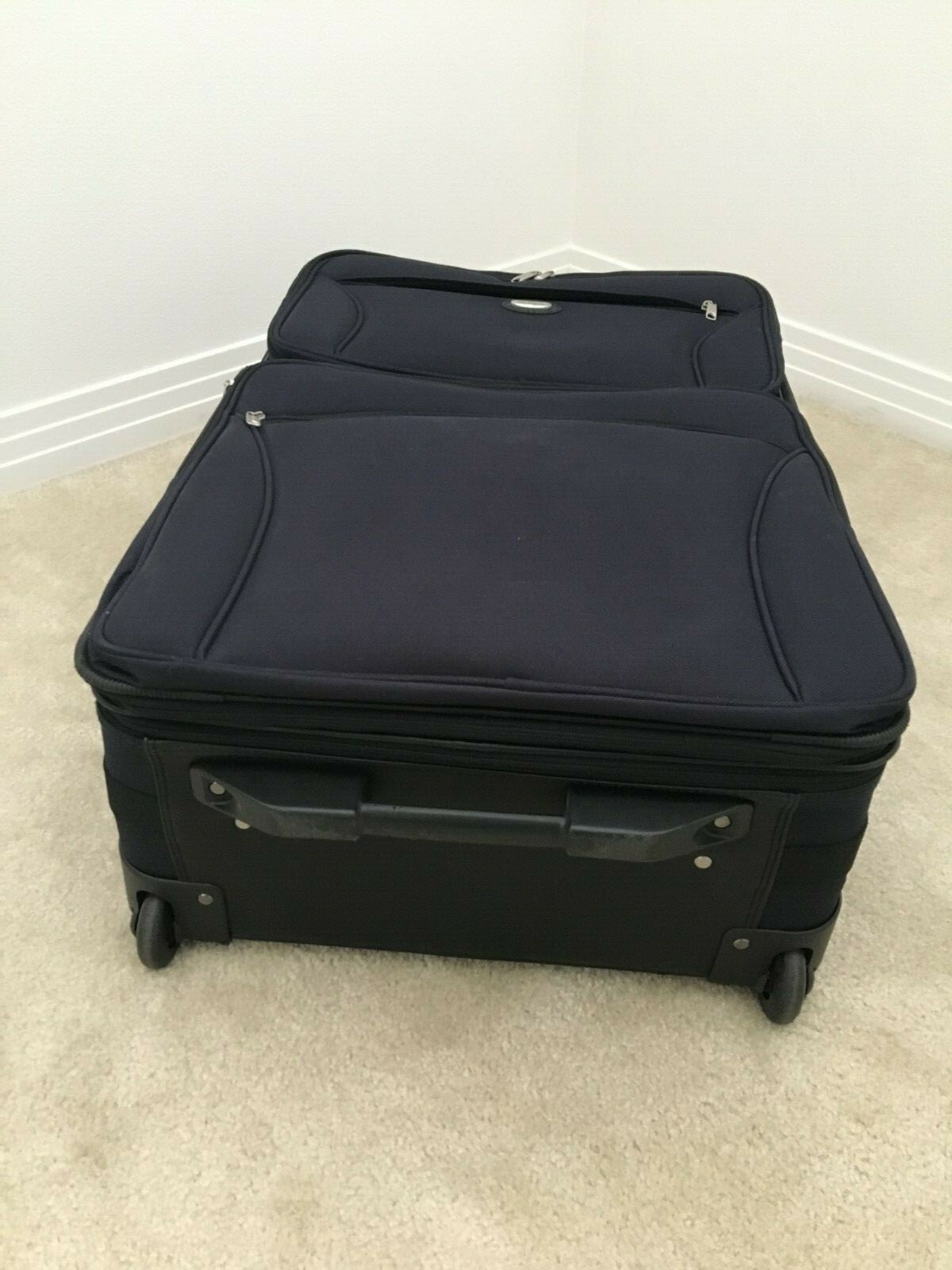 180 JCPenney PROTOCOL Centennial 30" Upright Expandable Luggage
