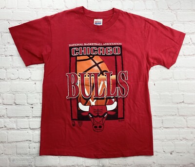 Vintage 90s Chicago Bulls NBA Basketball Logo Red Hanes T-Shirt
