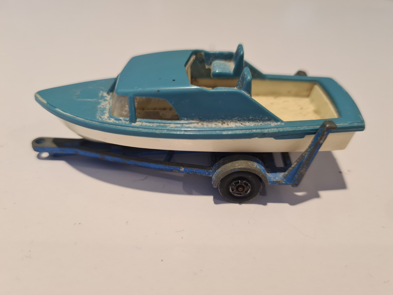 Matchbox 9d, Boat and Trailer - Free Price Guide & Review