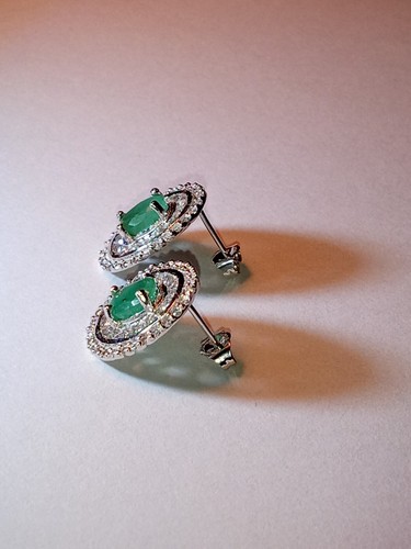 1.08 Ct Genuine Emerald, 3/4 Ct VS2 Diamond 10kt Solid White Gold Earrings New - Picture 4 of 10