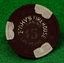 FOXY'S FIREHOUSE CASINO LAS VEGAS NEVADA $5 POKER CHIP 1980'S