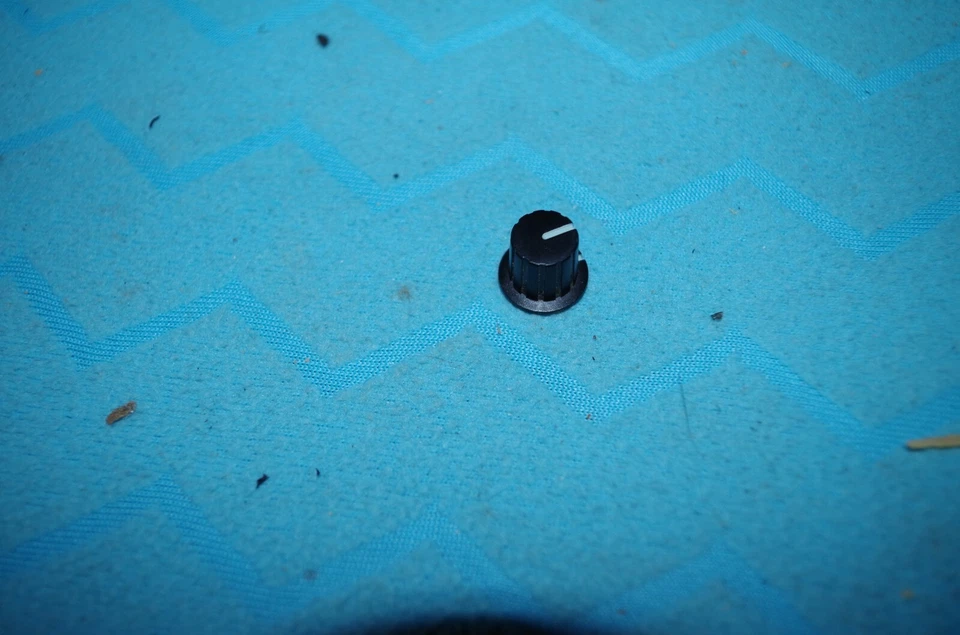 Original Korg MS-20 (Mini / IC) ONLY PARTS - 1x Potentiometer Knob Small