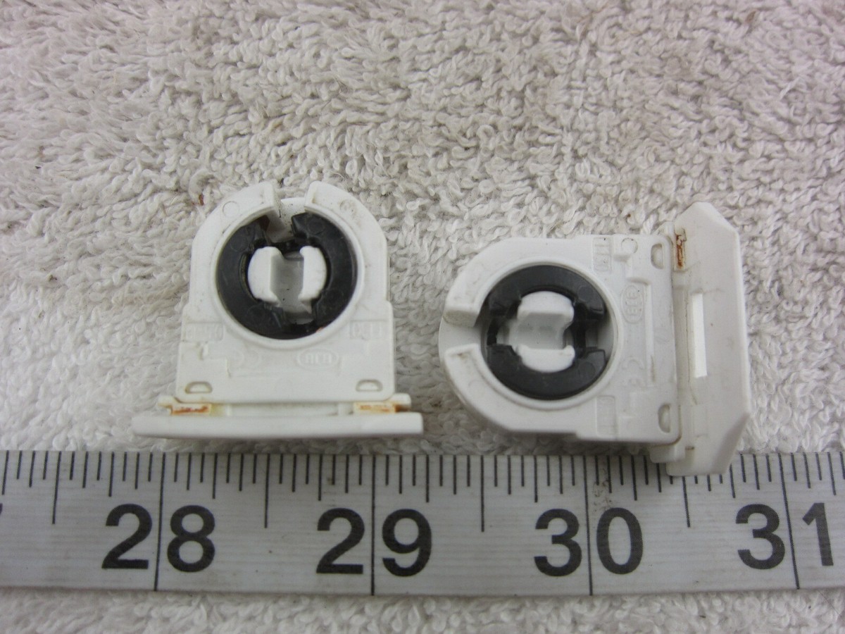 ゆうマントルピース BJB T130 Shunted Bi-Pin Lamp Holder Socket Lot of 2, Used 465