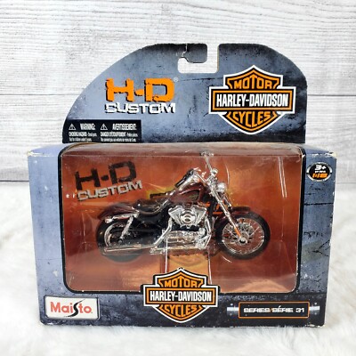 Maisto H-D Custom: 1980 FLT Tour Glide 2012 Series 31 1:18 Scale NEW