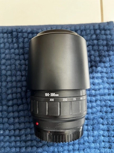 Sony Alpha SLT-A35 mit sieben verschiedenen Objektiven / Ideal für Einsteiger, Foto 3 von 5