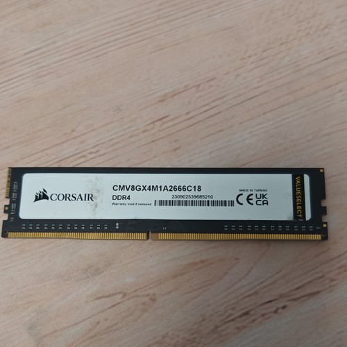 Corsair ValueSelect RAM 8 Go DDR4 SDRAM DIMM 288 broches CMV8GX4M1A2666C18 1