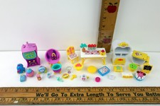 Shopkins Happy Places DISNEY Lot of 32 pcs Belle, Rapunzel, Minnie
