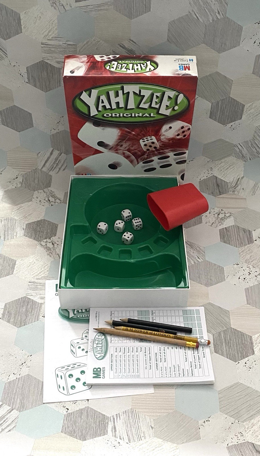 Yahtzee Original Game - Vintage MB 2002 - 100% Complete