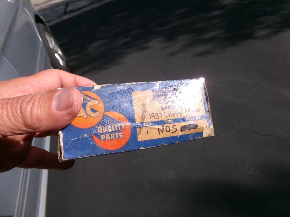 1937 Chevrolet DeLuxe Temperature Gauge AC Thermo NOS GM - Image 4 of 4