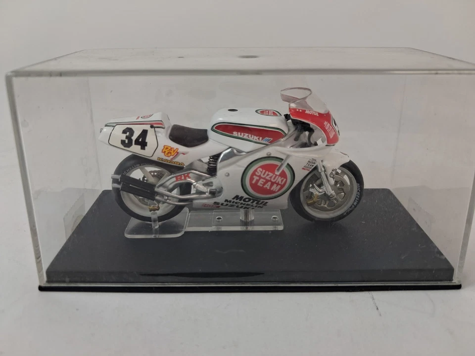 Altaya Suzuki RGV500 #34 Kevin Schwantz World Champion 1993 1/24 - Immagine 2 di 2