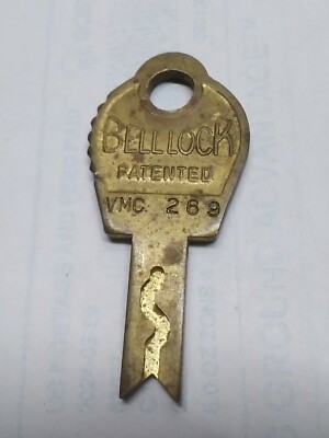 VMC SODA VENDING MACHINE ORIGINAL BRASS KEY EAGLE LOCK CO.  # VMC 269 