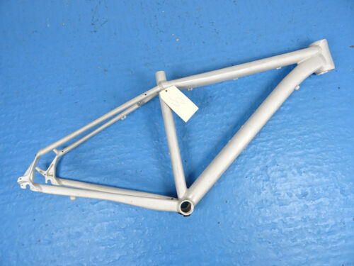NOS Cannondale 26" MTB Bike Frame Raw Unfinished Alloy 16.5" Sml Disc FR-50-G11 - Afbeelding 1 van 12