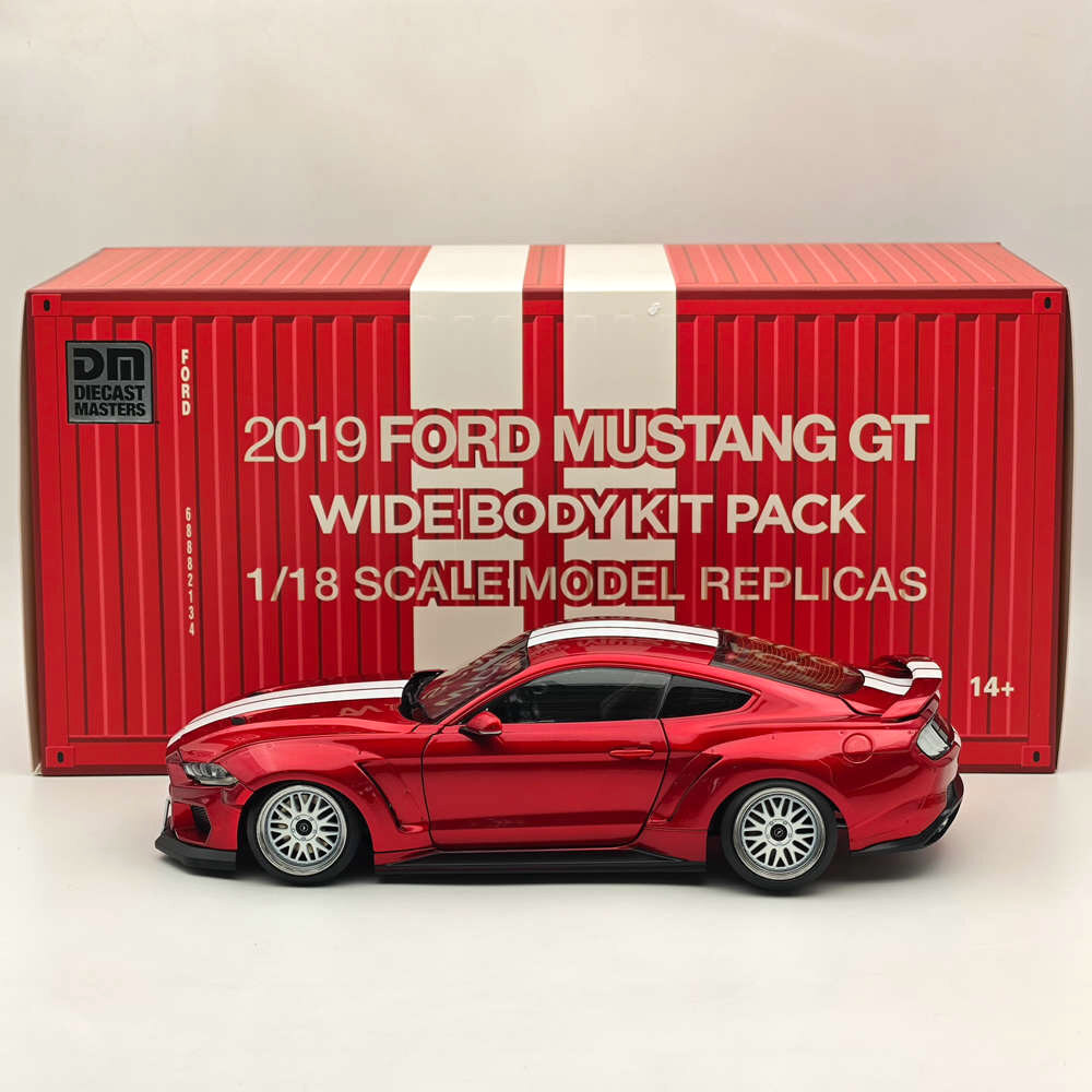 1:18 DM Ford Mustang GT 2019 Widebodykit Pack RHD Miniature