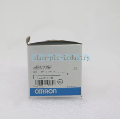 1PCS New Omron photoelectric sensor E3X-NVG21