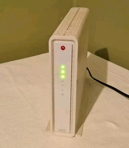 Motorola ARRIS SBG6782-ACH 1750M SURFboard DOCSIS 3.0 Modem & Wi-Fi Router - Image 2 of 2
