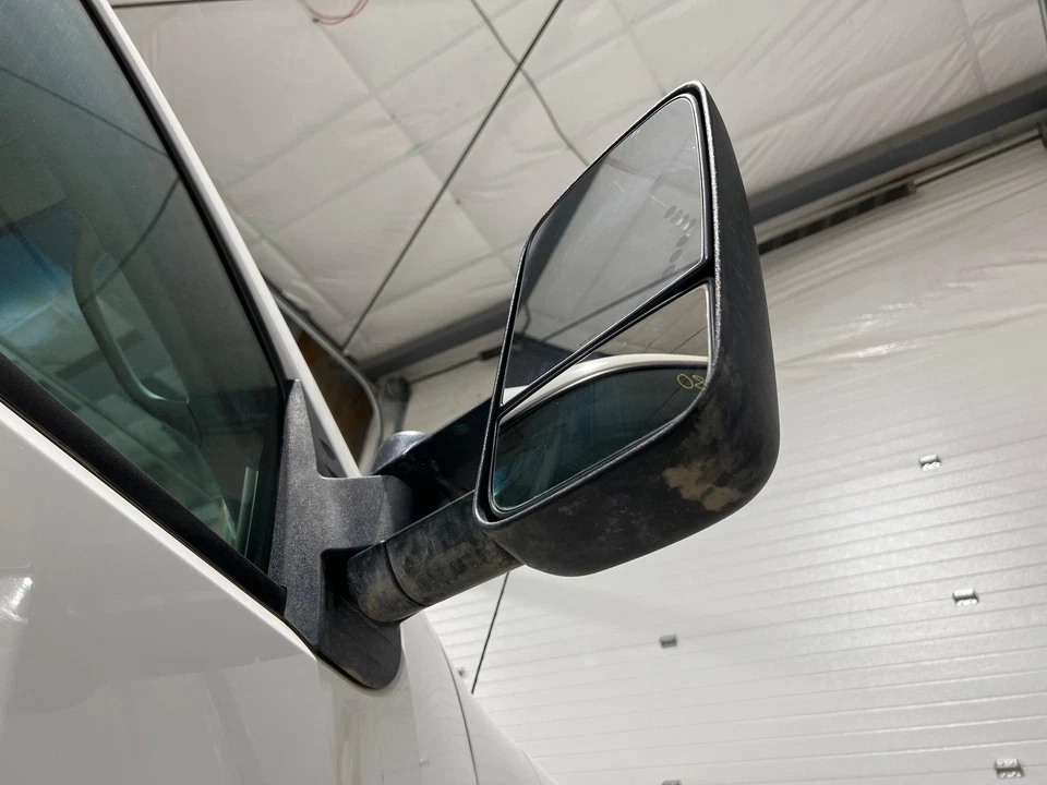 Espelho de porta elétrico aquecido preto 2007 - 2014 Chevy Silverado 2500HD passe destro - Imagem 4 de 4