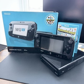 Nintendo Wii U Premium Pack Console • Includes Nintendo Land • Genuine • PAL