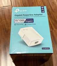 TP-LINK | AV1000 TLPA7017 | Gigabit Powerline Adapter | One (1) Pack