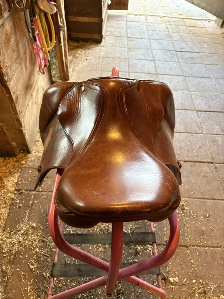 Sillín inglés 15” Prestige Foto 2 de 4