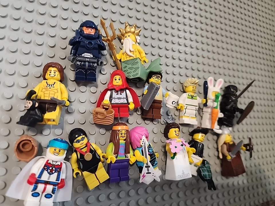 LEGO Series 7 Minifigures 8831 Almost Complete Set Of 15 (2012)  - Image 2 of 4